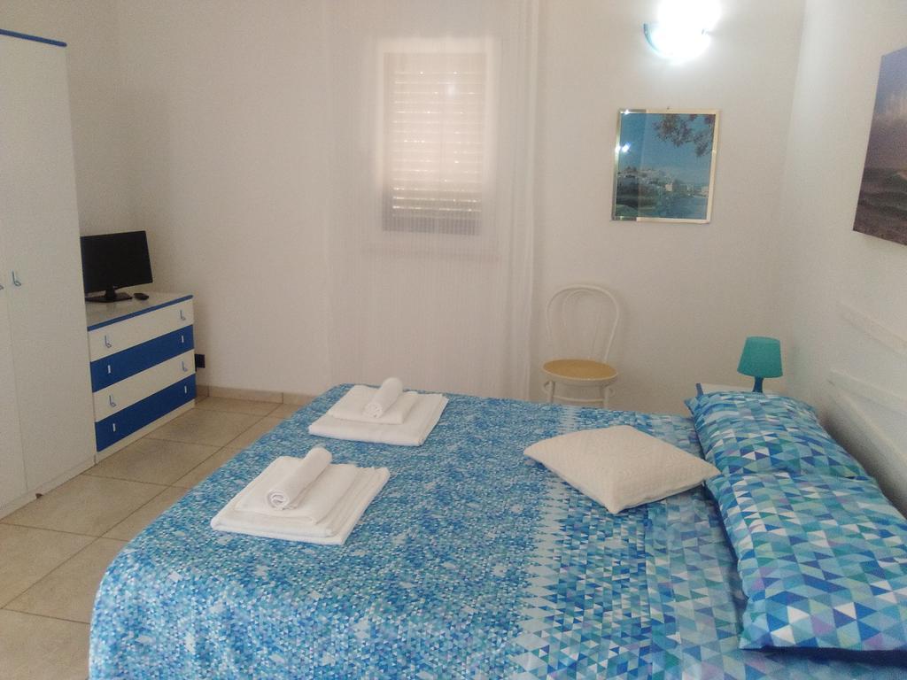 Casa Vacanza Fiorella Torre dell'Orso Exterior foto